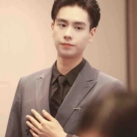 Thư Ký Vương