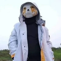 707