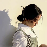 Kim Jisoo (chị)