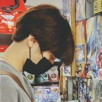 HÀN THIÊN HOÀNG anh nu9