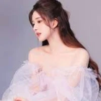 Lê Linh Nhi < n9>