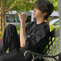 Hữu Nhạc Lâm( Bạn thân Phó Kình Dương)