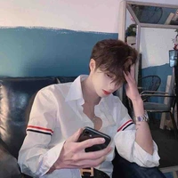 Phó Chính Sơ ( anh trai cô)