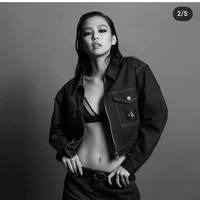 Kim Jennie [em]