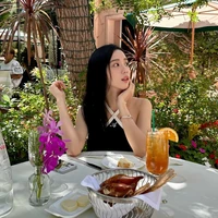 KIM JISOO.