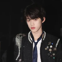 Quan Tuấn Thần_Anh1_