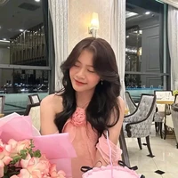 zara//tác giả//