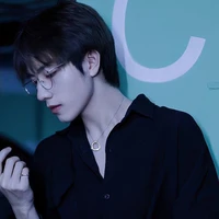 Lý Gia Khanh (Anh ta)