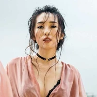 Nguyễn Hương Ly / Emily