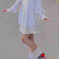 Khánh Linh ( bn nữ9)