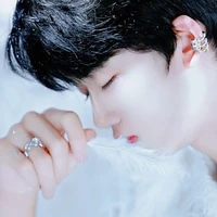Đặng Giai Hâm _陈天润_