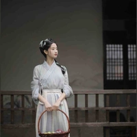 Lan Anh( người hầu)