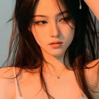 Bạch Hàn Thần (cô)