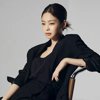 Kim Jennie [ Chị ]