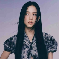 Kim Jisoo ( chị )