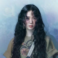 Kim Jisoo ( Cô )