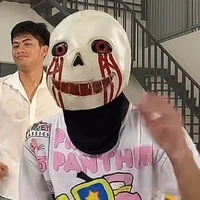 606