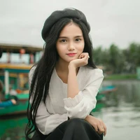 Nguyệt Minh(lớp trưởng)