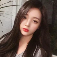 Diệp Ánh Hân _ Hyyi ( bff )