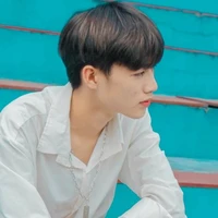 Nhật Linh