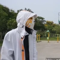 707