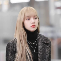 Lalisa Monobal(cô)