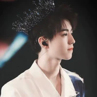 Vương Tuấn Khải<WJK>🔵PRATI
