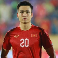 Bùi Hoàng Việt Anh