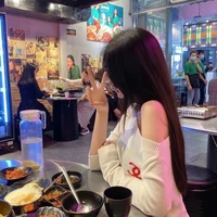 Diệp Mỹ Hân(bị mn gọi là Diệp)