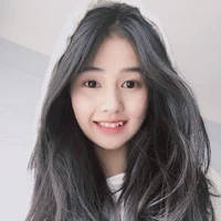 Tác giả 还没上高中