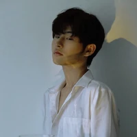 Nguyệt Hứa Vĩ_anh trai nu9, bn thân n9