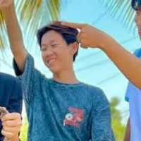 Q.M.Hoàng (thêm họ không biết họ gì hết)