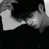 Lãnh Hoàng Nam_ba nu9