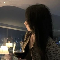 Layla Rutricha-Mẹ nàng