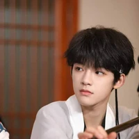 Uông Tuấn Hy(hắn 3)