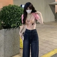 Chị họ ThVy và ThMy