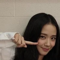 KIM JISOO[CHỊ]