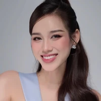 Bé yêu Linh