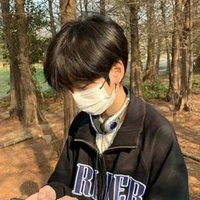 Nguyễn Huy Hoàng( lúc nhỏ)- na9