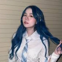 em nữ chính [ simmy)]