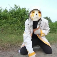 707