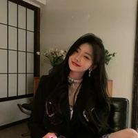 Huỳnh Trần Kim Yến ( cô)