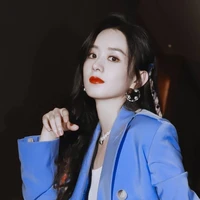 Triệu Lệ Dĩnh [ Zhao + Dĩnh Bảo ]