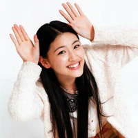 Amy Yuzuki ( Kyoryu Pink )