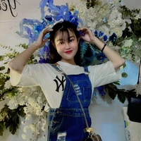Phương Linh Thuỳ Trang {Cô CN lớp 10a9}