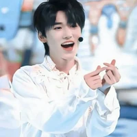 Tống Á Hiên