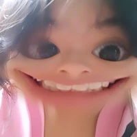 Ú òa dám ăn trong giờ văn=)))