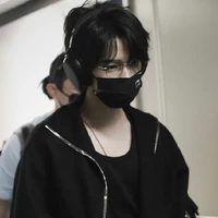 Hạ Tuấn Lâm ( 16)