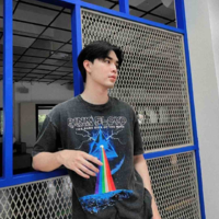 Non ( bạn của Becky )