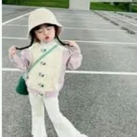 bạch nhã uyên 5 tuổi